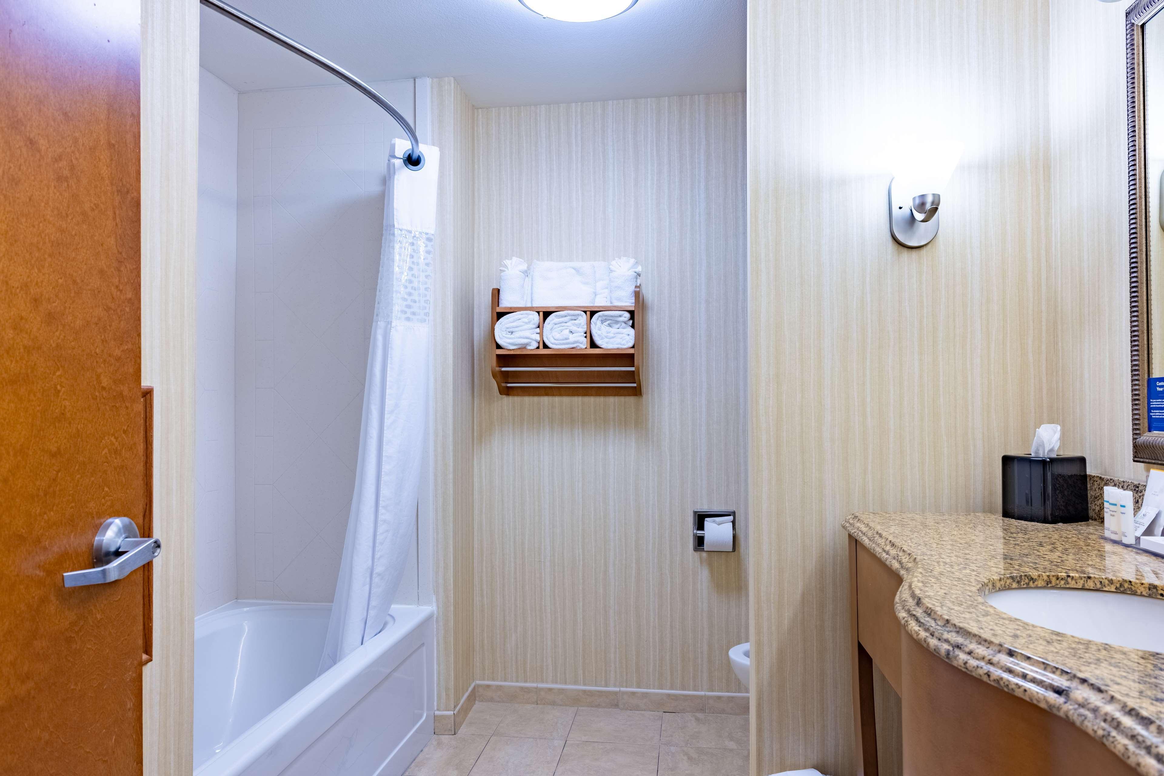 Hampton Hotel 3*