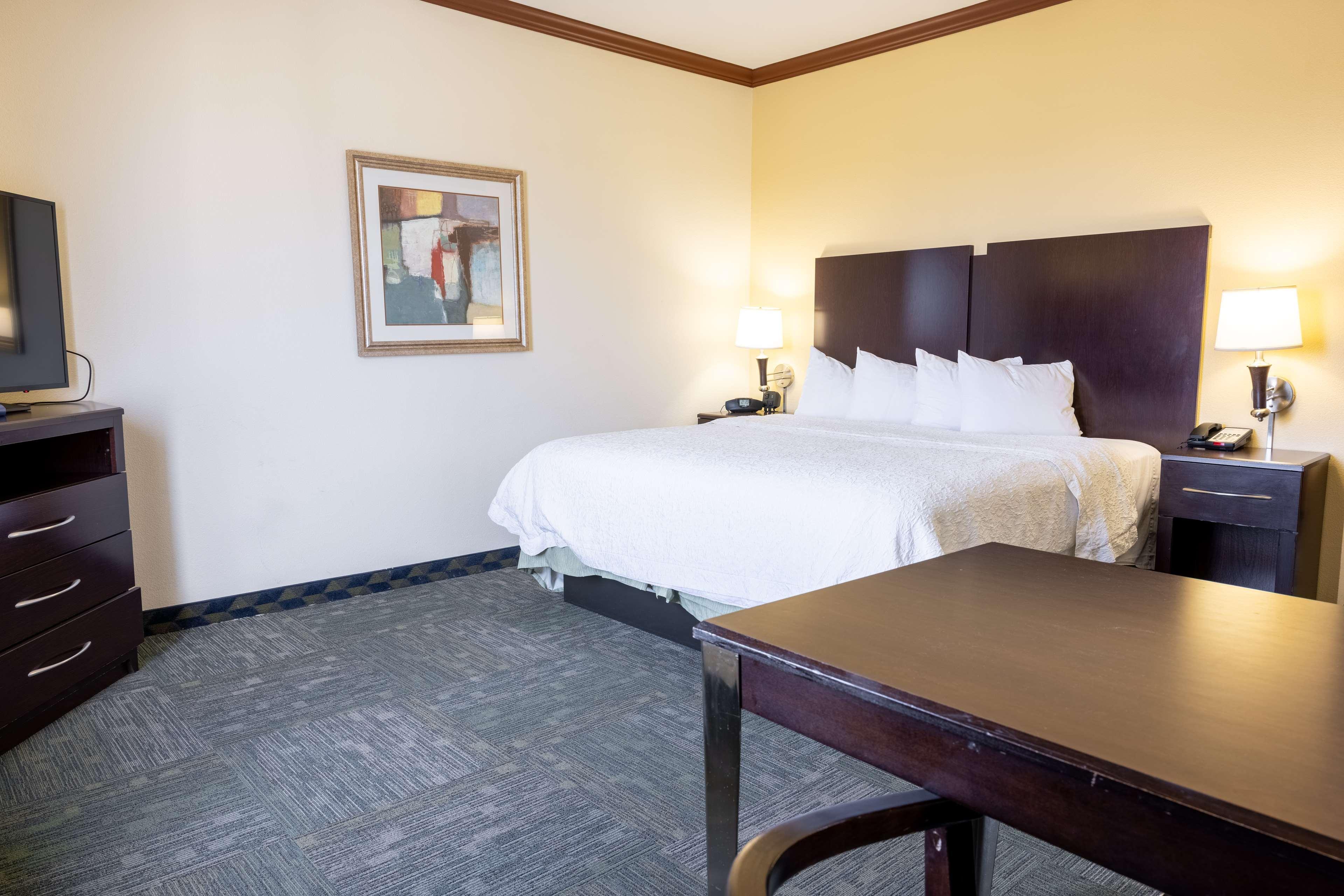 Hotel Hampton 3*