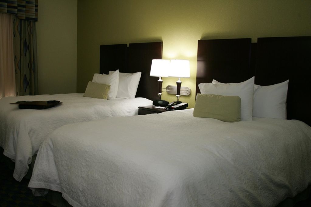 Hampton 3*